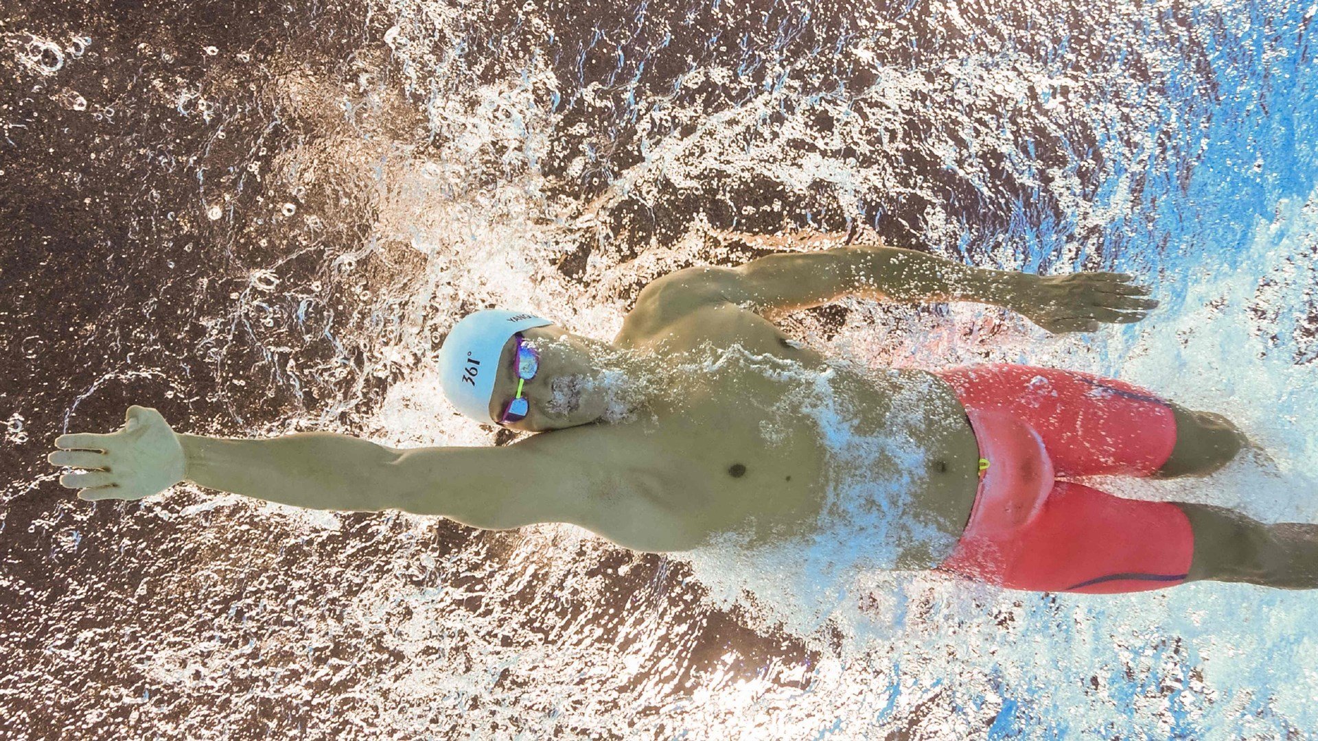  uzi复出首秀全程回放 